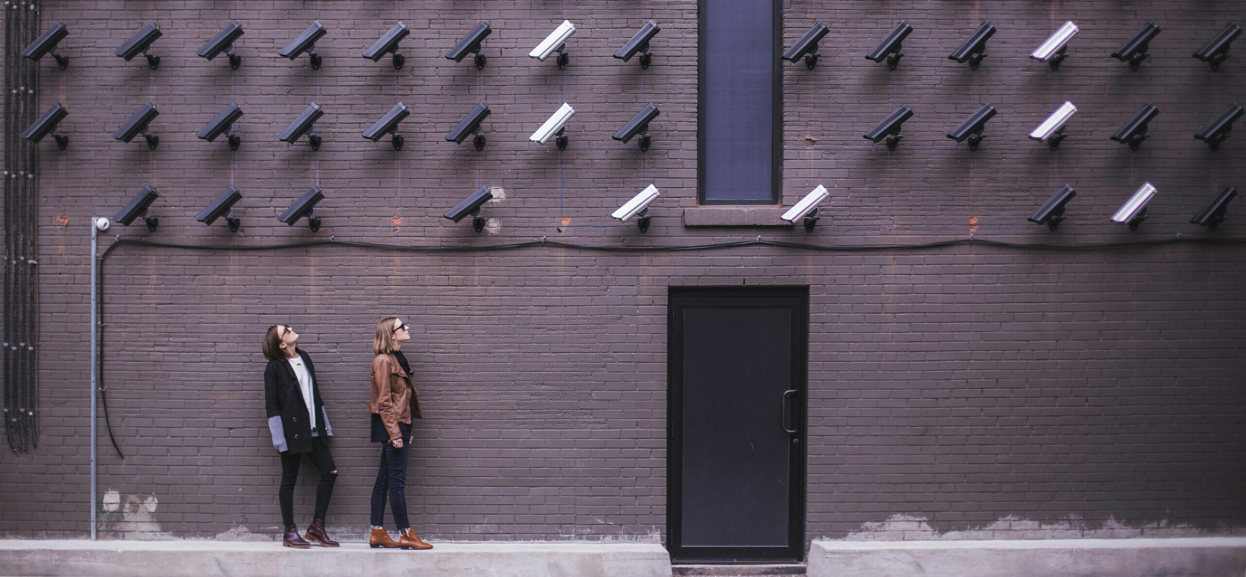 دوربین مداربسته مگنتی مدل SQT V380، دید در شب